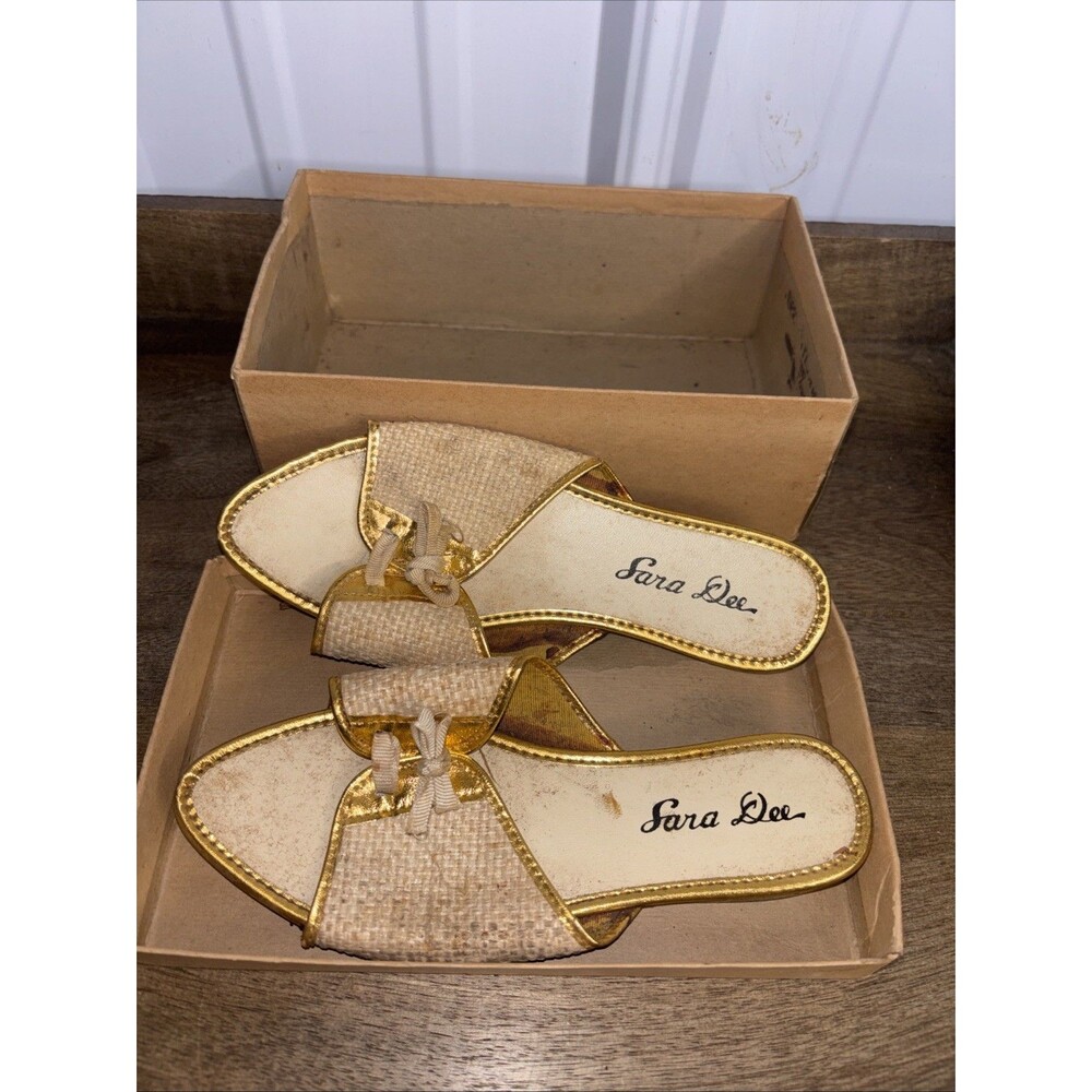 Vintage Sara Dee Girls Dress Sandals